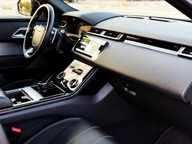 Land RoverRange Rover Velar D180 R-Dynamic SE 4WD Auto 132 kW (180 CV) Vehículo usado en Barcelona - 33