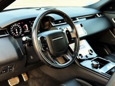 Land Rover Range Rover Velar D180 R-Dynamic SE 4WD Auto 132 kW (180 CV) Land Rover Range Rover Velar D180 R-Dynamic SE 4WD Auto 132 kW (180 CV)