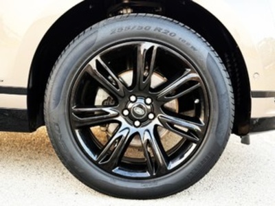 Land Rover Range Rover Velar D180 R-Dynamic SE 4WD Auto 132 kW (180 CV) Land Rover Range Rover Velar D180 R-Dynamic SE 4WD Auto 132 kW (180 CV)