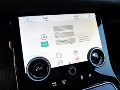 Land Rover Range Rover Velar D180 R-Dynamic SE 4WD Auto 132 kW (180 CV) Land Rover Range Rover Velar D180 R-Dynamic SE 4WD Auto 132 kW (180 CV)