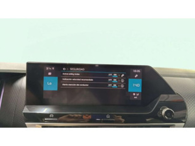 Citroen C4 PureTech 130 S&S 6v Feel Pack 96 kW (130 CV) Citroen C4 PureTech 130 S&S 6v Feel Pack 96 kW (130 CV)