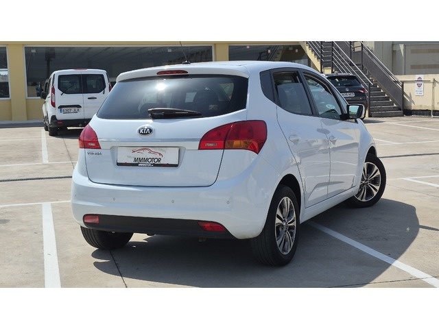 KiaVenga 1.4 CVVT Drive 66 kW (90 CV) Vehículo usado en Barcelona - 6