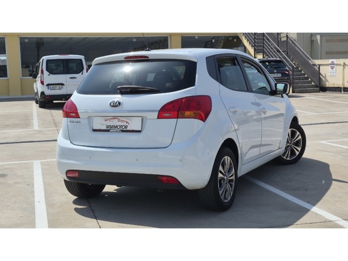 KiaVenga 1.4 CVVT Drive 66 kW (90 CV) Vehículo usado en Barcelona - 6 KiaVenga 1.4 CVVT Drive 66 kW (90 CV) Vehículo usado en Barcelona - 6