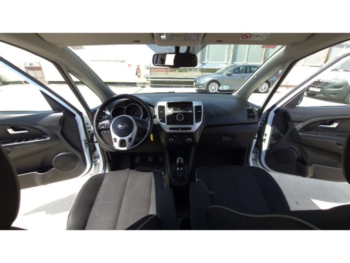 KiaVenga 1.4 CVVT Drive 66 kW (90 CV) Vehículo usado en Barcelona - 11 KiaVenga 1.4 CVVT Drive 66 kW (90 CV) Vehículo usado en Barcelona - 11