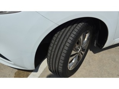 Kia Venga 1.4 CVVT Drive 66 kW (90 CV) Kia Venga 1.4 CVVT Drive 66 kW (90 CV)