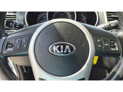 Kia Venga 1.4 CVVT Drive 66 kW (90 CV) Kia Venga 1.4 CVVT Drive 66 kW (90 CV)