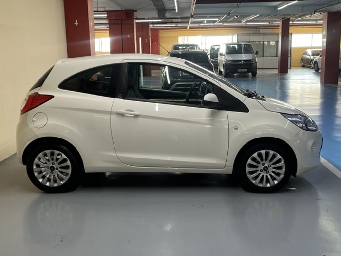 FordKa 1.2 Duratec S&S Titanium+ 51 kW (69 CV) Vehículo usado en Barcelona - 3 FordKa 1.2 Duratec S&S Titanium+ 51 kW (69 CV) Vehículo usado en Barcelona - 3