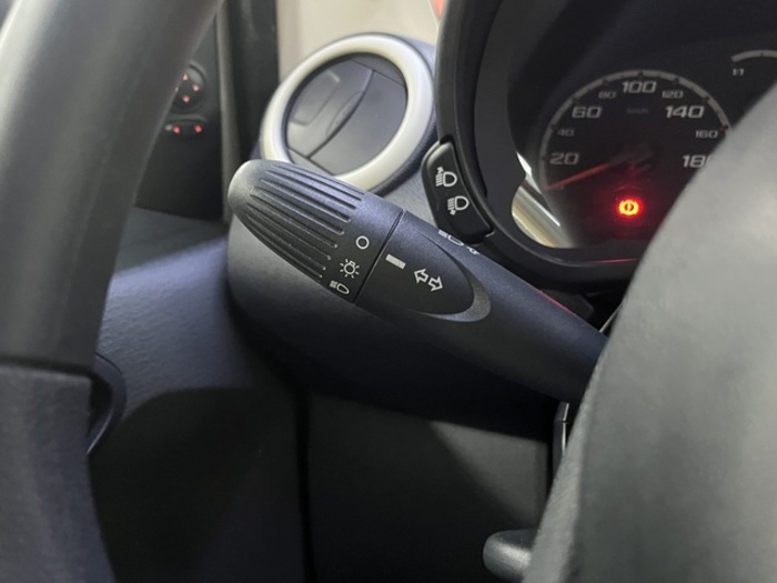FordKa 1.2 Duratec S&S Titanium+ 51 kW (69 CV) Vehículo usado en Barcelona - 14 FordKa 1.2 Duratec S&S Titanium+ 51 kW (69 CV) Vehículo usado en Barcelona - 14