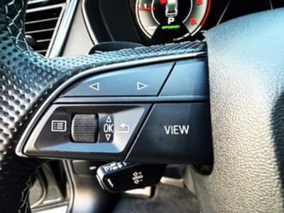 Audi Q5 Black line 35 TDI 120 kW (163 CV) S tronic Audi Q5 Black line 35 TDI 120 kW (163 CV) S tronic