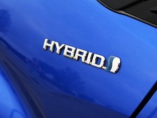 Toyota C-HR 1.8 125H Advance 90 kW (122 CV)