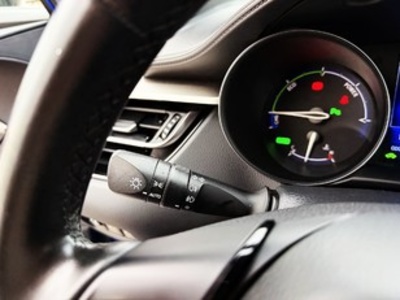Toyota C-HR 1.8 125H Advance 90 kW (122 CV) Toyota C-HR 1.8 125H Advance 90 kW (122 CV)