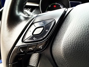 Toyota C-HR 1.8 125H Advance 90 kW (122 CV)