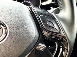 Toyota C-HR 1.8 125H Advance 90 kW (122 CV)