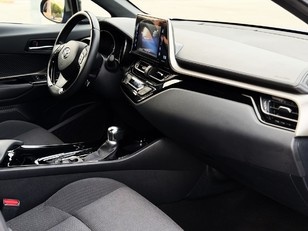 Toyota C-HR 1.8 125H Advance 90 kW (122 CV)
