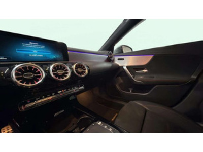 Mercedes-Benz CLA Shooting Brake CLA 200 d 110 kW (150 CV) Mercedes-Benz CLA Shooting Brake CLA 200 d 110 kW (150 CV)