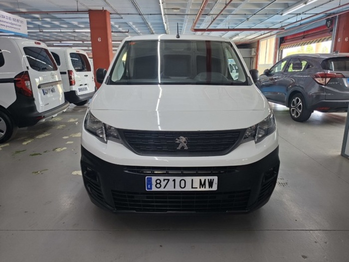PeugeotPartner Furgon BlueHDi 100 Pro Standard 600kg 73 kW (98 CV) Vehículo usado en Barcelona - 1 PeugeotPartner Furgon BlueHDi 100 Pro Standard 600kg 73 kW (98 CV) Vehículo usado en Barcelona - 1