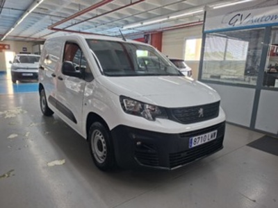 Peugeot Partner Furgon BlueHDi 100 Pro Standard 600kg 73 kW (98 CV) Peugeot Partner Furgon BlueHDi 100 Pro Standard 600kg 73 kW (98 CV)