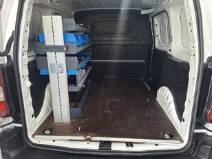 Peugeot Partner Furgon BlueHDi 100 Pro Standard 600kg 73 kW (98 CV)