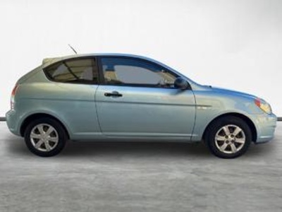 Hyundai Accent 1.4 GL 71 kW (97 CV) Hyundai Accent 1.4 GL 71 kW (97 CV)