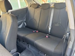 Hyundai Accent 1.4 GL 71 kW (97 CV)