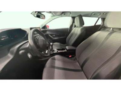 Peugeot 2008 BlueHDi 110 Allure 81 kW (110 CV) Peugeot 2008 BlueHDi 110 Allure 81 kW (110 CV)