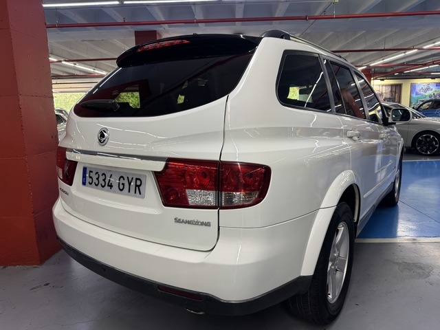 SsangyongKyron 200 XDI Limited 101 kW (138 CV) Vehículo usado en Barcelona - 8
