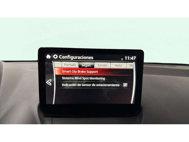 MazdaMazda 2 1.5 e-SKYACTIV G Center-Line 66 kW (90 CV) Vehículo usado en Barcelona - 18