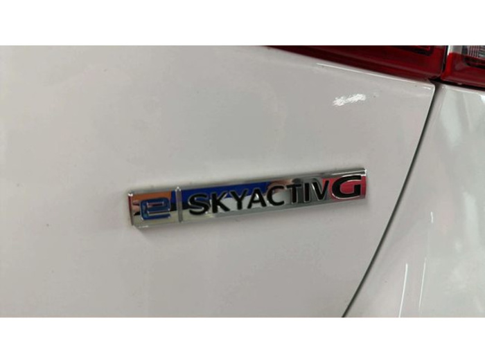 MazdaMazda 2 1.5 e-SKYACTIV G Center-Line 66 kW (90 CV) Vehículo usado en Barcelona - 21 MazdaMazda 2 1.5 e-SKYACTIV G Center-Line 66 kW (90 CV) Vehículo usado en Barcelona - 21