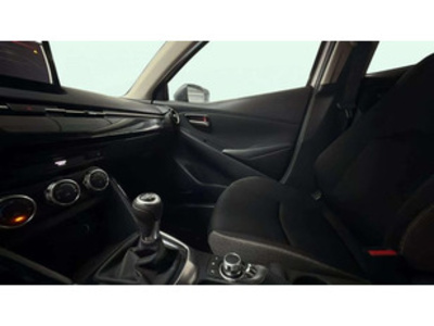 Mazda Mazda 2 1.5 e-SKYACTIV G Center-Line 66 kW (90 CV) Mazda Mazda 2 1.5 e-SKYACTIV G Center-Line 66 kW (90 CV)