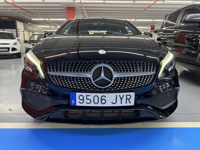 Mercedes-BenzClase A 200 d 100 kW (136 CV) Vehículo usado en Barcelona - 3