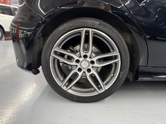 Mercedes-BenzClase A 200 d 100 kW (136 CV) Vehículo usado en Barcelona - 5