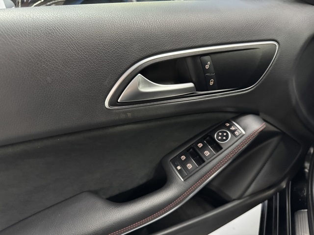 Mercedes-BenzClase A 200 d 100 kW (136 CV) Vehículo usado en Barcelona - 14