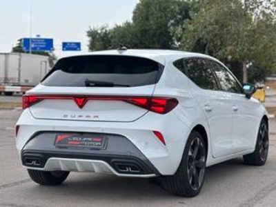 CUPRA León 1.5 eTSI DSG 110 kW (150 CV) CUPRA León 1.5 eTSI DSG 110 kW (150 CV)