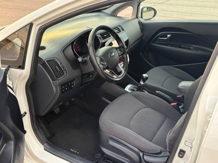 KiaRio 1.2 CVVT Drive 62 kW (84 CV) Vehículo usado en Barcelona - 7 KiaRio 1.2 CVVT Drive 62 kW (84 CV) Vehículo usado en Barcelona - 7