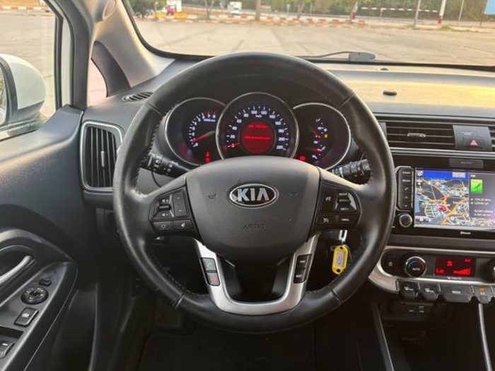 KiaRio 1.2 CVVT Drive 62 kW (84 CV) Vehículo usado en Barcelona - 13 KiaRio 1.2 CVVT Drive 62 kW (84 CV) Vehículo usado en Barcelona - 13