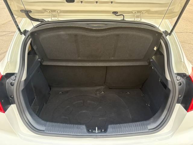 KiaRio 1.2 CVVT Drive 62 kW (84 CV) Vehículo usado en Barcelona - 14