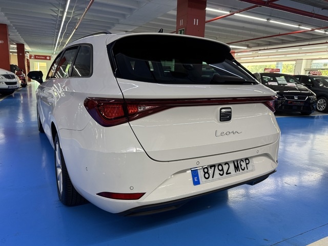 SEATLeón ST 1.0 TSI S&S Style XS 81 kW (110 CV) Vehículo usado en Barcelona - 10