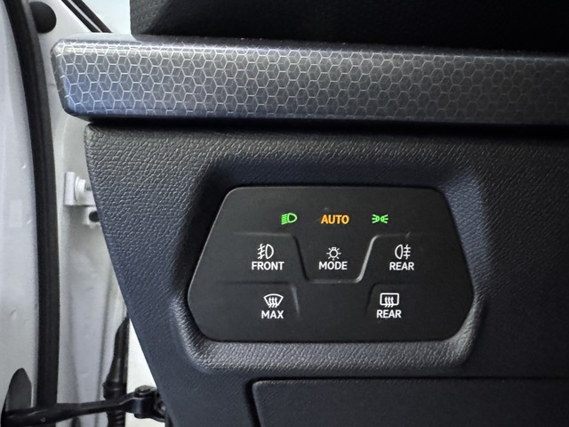 SEATLeón ST 1.0 TSI S&S Style XS 81 kW (110 CV) Vehículo usado en Barcelona - 13