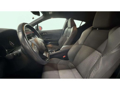 Toyota C-HR 1.8 125H Advance 90 kW (122 CV) Toyota C-HR 1.8 125H Advance 90 kW (122 CV)