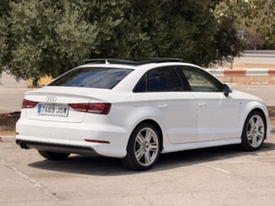 Audi A3 Sedan S line edition 1.4 TFSI CoD ultra 110 kW (150 CV) S tronic Audi A3 Sedan S line edition 1.4 TFSI CoD ultra 110 kW (150 CV) S tronic