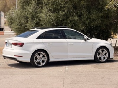 Audi A3 Sedan S line edition 1.4 TFSI CoD ultra 110 kW (150 CV) S tronic Audi A3 Sedan S line edition 1.4 TFSI CoD ultra 110 kW (150 CV) S tronic