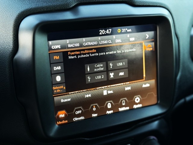 JeepRenegade 2.0 Multijet Night Eagle 4x4 103 kW (140 CV) Vehículo usado en Barcelona - 18
