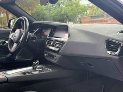 BMW Z4 M40i Cabrio 250 kW (340 CV) BMW Z4 M40i Cabrio 250 kW (340 CV)