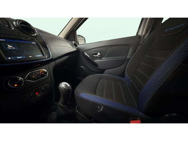 DaciaSandero Stepway Comfort Blue dCi 70 kW (95 CV) Vehículo usado en Barcelona - 12