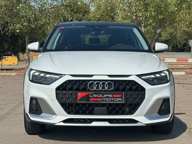 AudiA1 Citycarver 30 TFSI 81 kW (110 CV) S tronic Vehículo usado en Barcelona - 2
