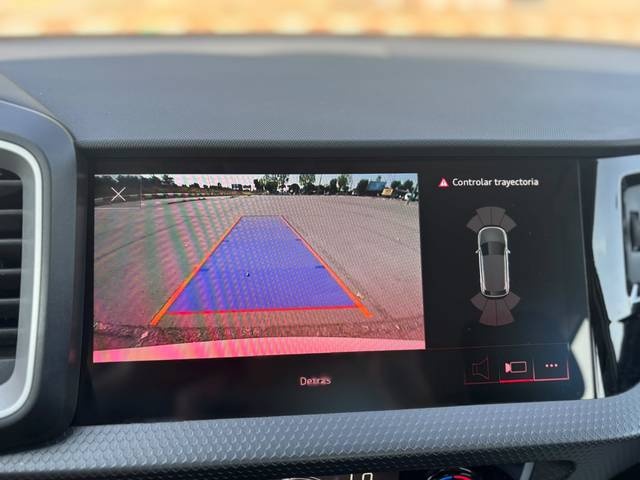 AudiA1 Citycarver 30 TFSI 81 kW (110 CV) S tronic Vehículo usado en Barcelona - 14