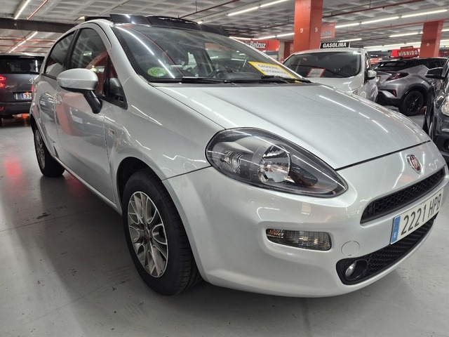 FiatPunto 1.4 8v S&S Lounge 57 kW (77 CV) Vehículo usado en Barcelona - 6