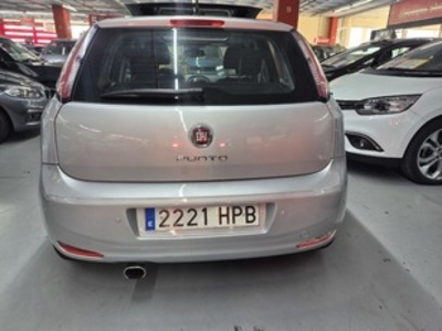 Fiat Punto 1.4 8v S&S Lounge 57 kW (77 CV) Fiat Punto 1.4 8v S&S Lounge 57 kW (77 CV)