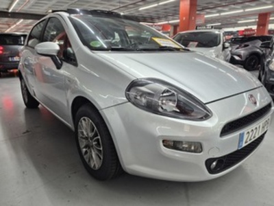 Fiat Punto 1.4 8v S&S Lounge 57 kW (77 CV) Fiat Punto 1.4 8v S&S Lounge 57 kW (77 CV)
