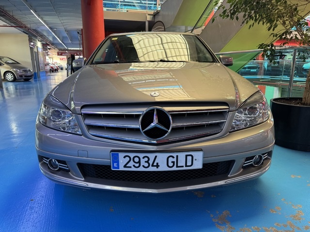 Mercedes-BenzClase C C 180 K Blue Efficiency 115 kW (156 CV) Vehículo usado en Barcelona - 4